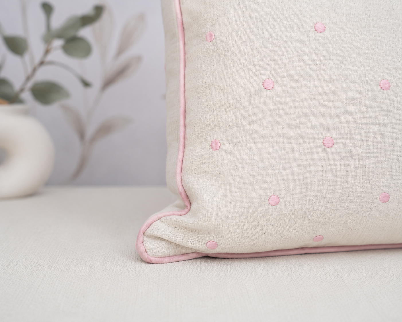 Almofada Retangular Linho Poá 45cm x 35cm - Rosa Nuvem