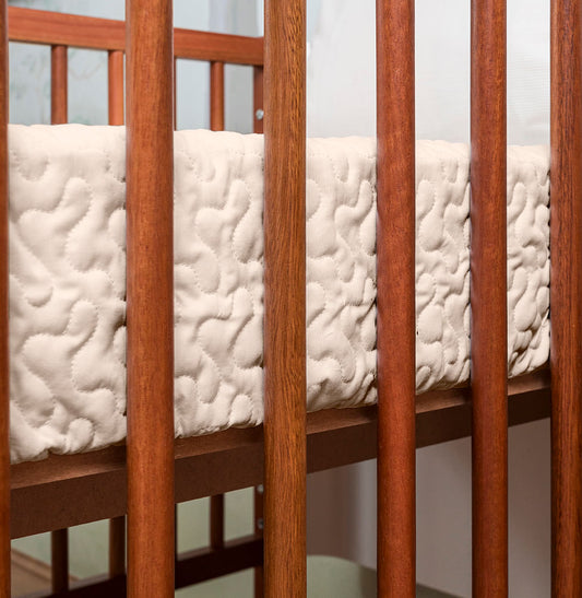 Colcha Com Elástico Para Berço Infinity - Bege