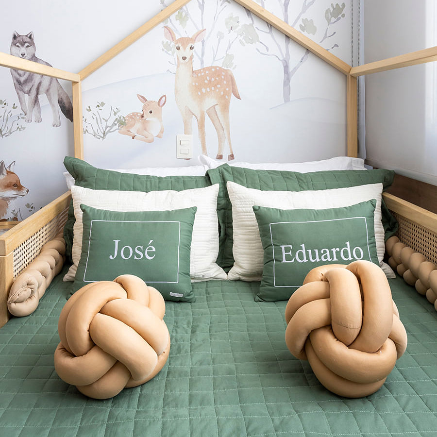Quarto Sarah, Jose e Eduardo - @JulioRocha_ @Karolinekleine
