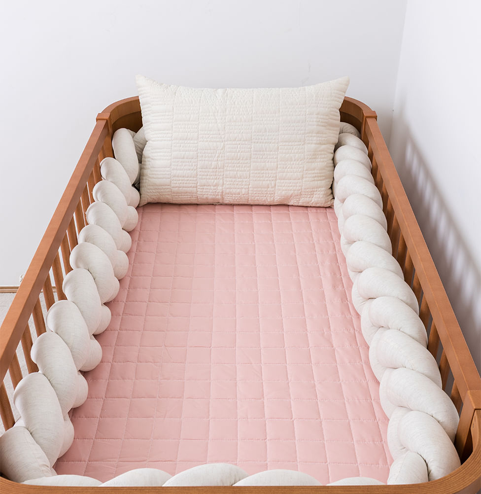 Kit Berço 5 Peças Quadradinho com Bordado Passarinho - Rosa Chá e Linho