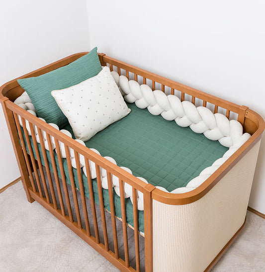 Kit Berço 5 Peças Quadradinho e Retangulo com Bordado Poá - Verde Seco