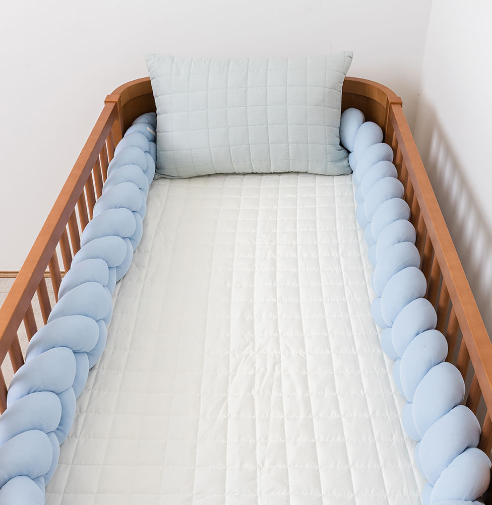 Kit Berço 5 Peças Quadradinho com Bordado Passarinho Poá Candy