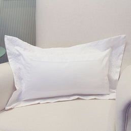 Almofada Retangular Bordado Atenas Branco