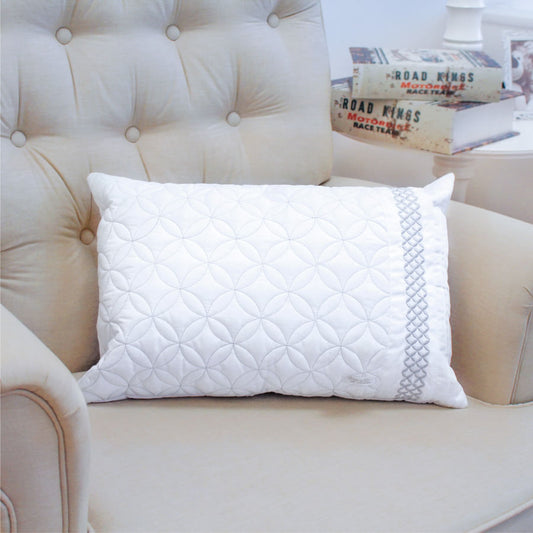 Almofada Retangular Matelassada Atenas Cinza