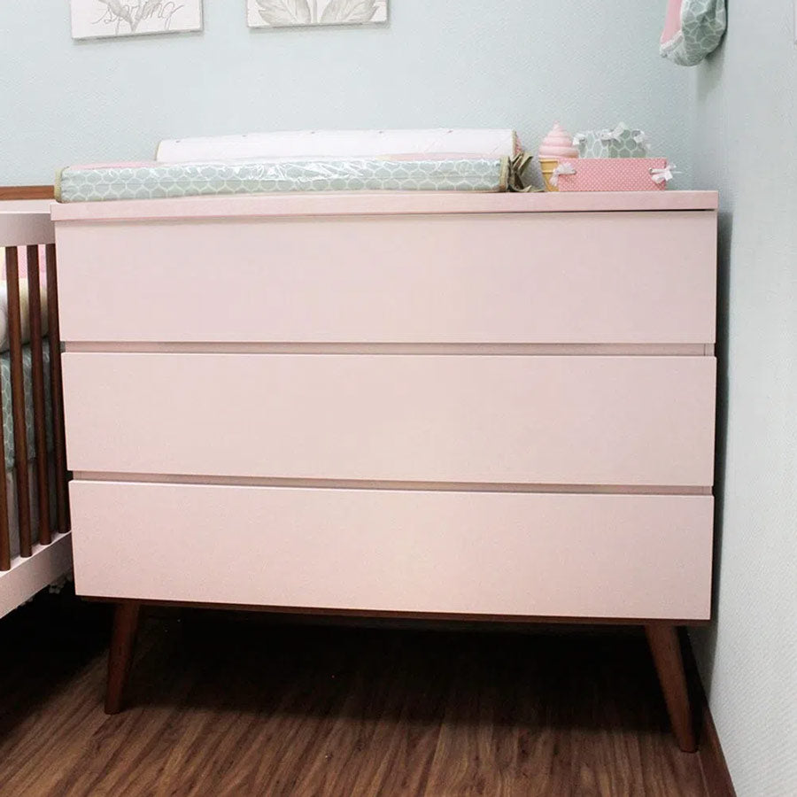 Cômoda de Bebê Viena Rosa Claro com Pé Mel