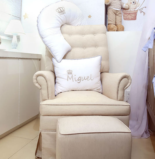 Poltrona de Amamentação Mommy com Puff e Balanço Linho Cru