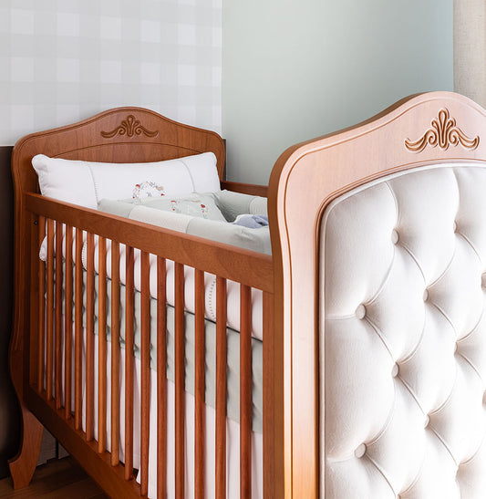 Berço Nóbile Madeira com Capitonê Bege