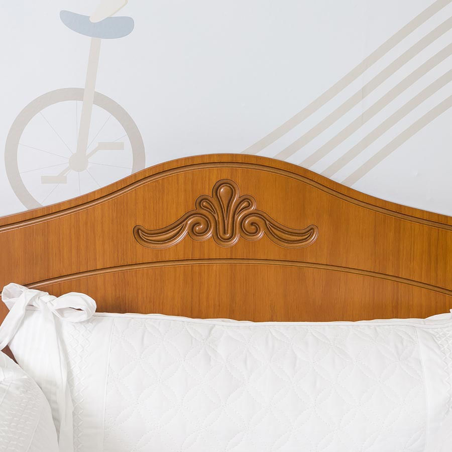 Berço Nóbile Madeira com Capitonê Bege