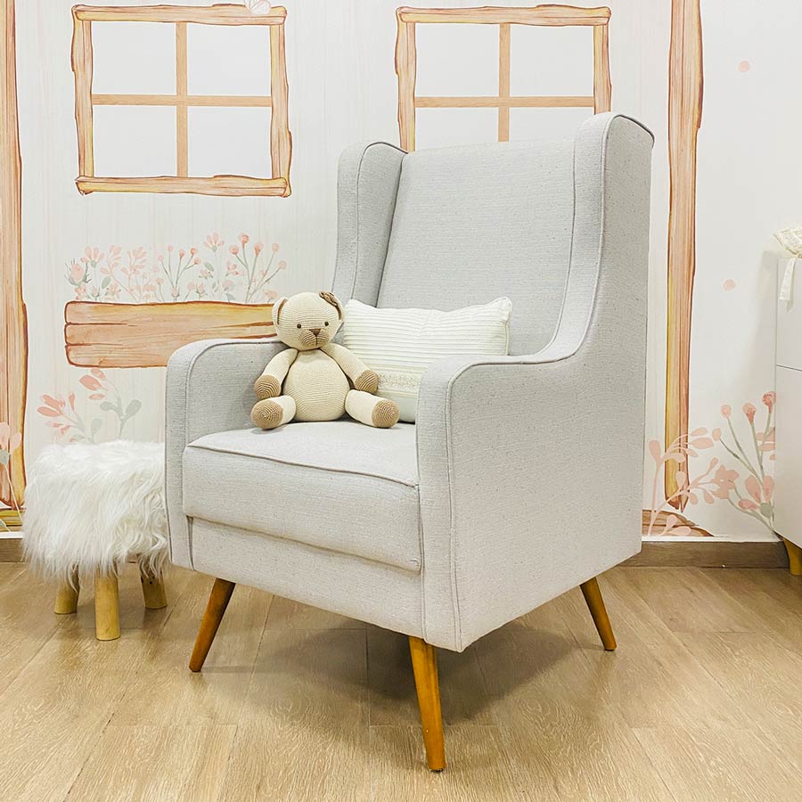 Poltrona de Amamentação Viena com Puff Linho Cinza