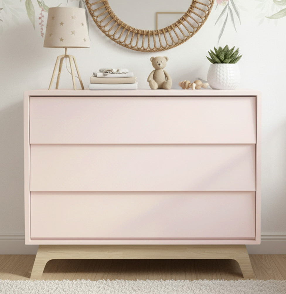 Cômoda de Bebê Raika 3 Gavetas Rosa Claro com Pé Madeira Clara
