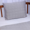 Almofada Retangular Quadradinho Cinza