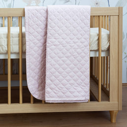 Colcha Para Berço Quadradinho Poá - Rosa Nuvem