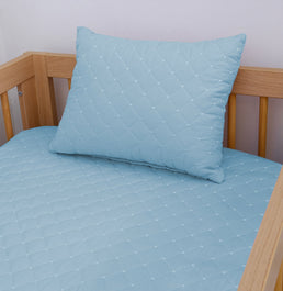 Almofada Retangular Quadradinho Linho Com Poá 45cm x 35cm - Azul Claro