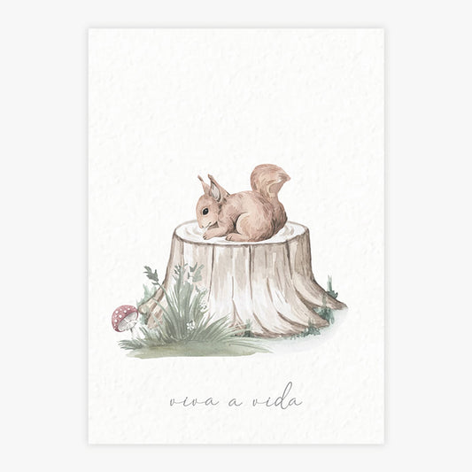 Quadro Infantil Esquilo na Floresta Verde - Vertical