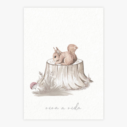 Quadro Infantil Esquilo na Floresta Bege - Vertical