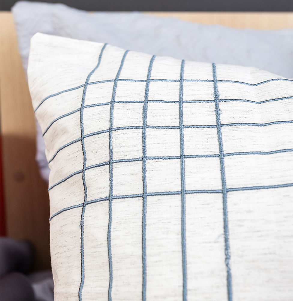 Capa de Almofada Linho Bordado Xadrez - Azul Jeans 50x50cm
