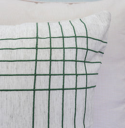 Capa de Almofada Linho Bordado Xadrez - Verde Seco 50x50cm