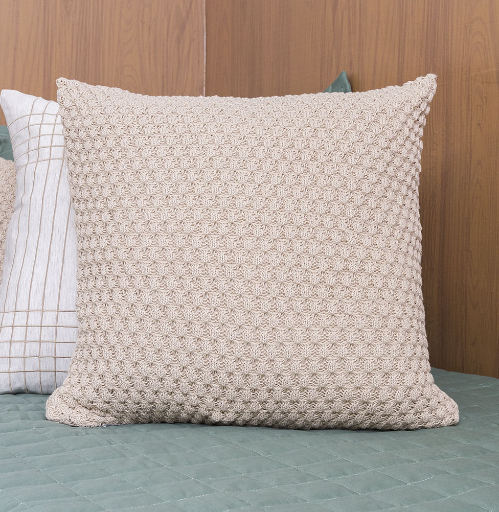 Capa de Almofada Tricot Colmeia 50cm x 50cm - Bege Geada