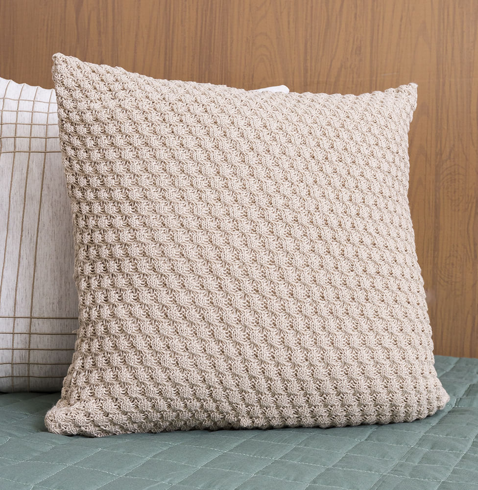 Capa de Almofada Tricot Colmeia 50cm x 50cm - Bege Geada