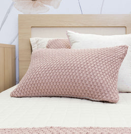 Capa de Almofada Tricot Colmeia 60cm x 40cm - Rosa