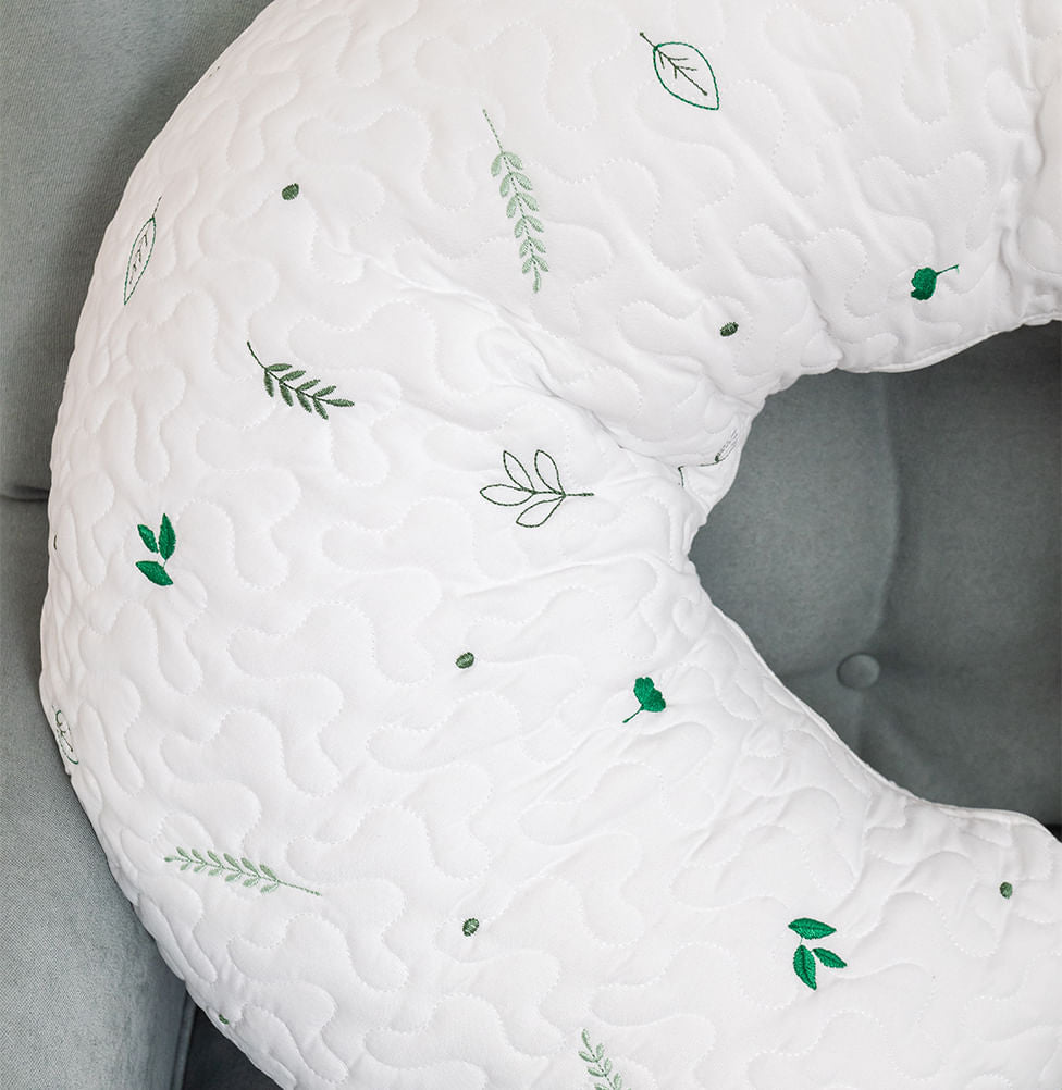 Almofada de Amamentação Bordado Ramos - Branco