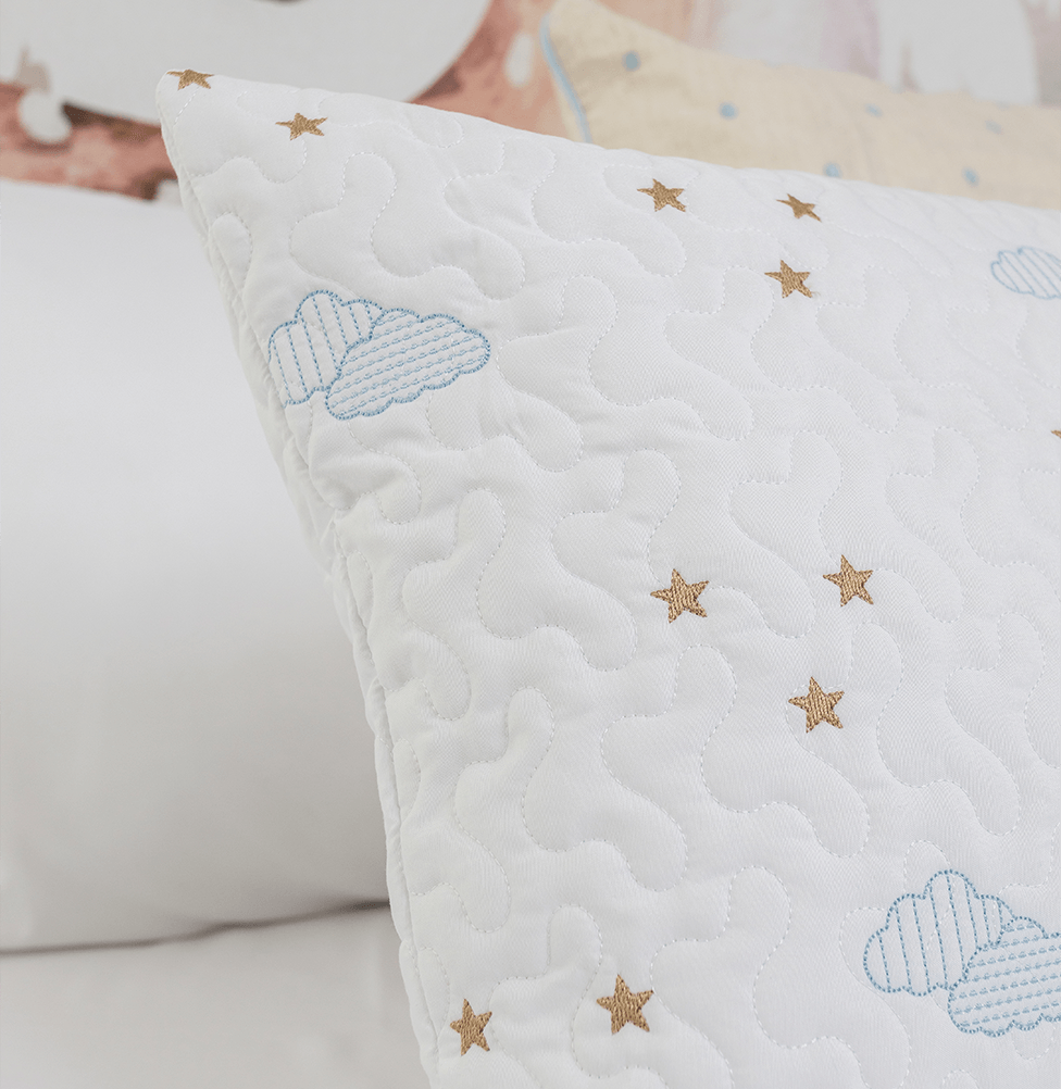 Capa de Almofada Bordado Nuvem 60x40cm - Branco