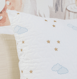 Capa de Almofada Bordado Nuvem 50x50cm - Branco