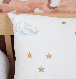 Almofada Bordada Nuvem 40x30cm - Branco