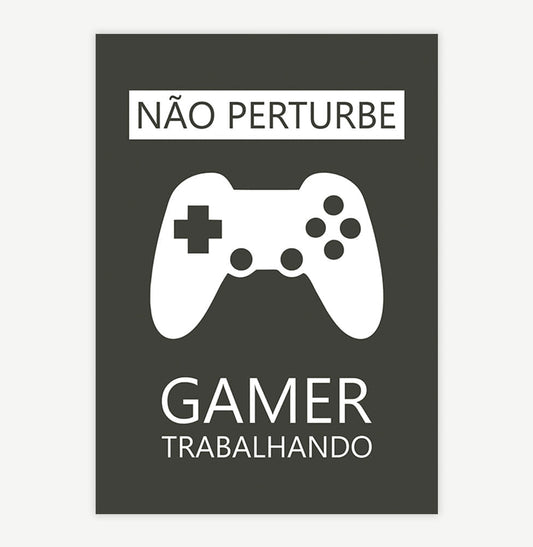 Quadro Infantil Gamer Trabalhando Cinza - Vertical 