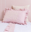 Capa Almofada Bordado Flores e Borboletas Rosa Nuvem - 60x40cm 