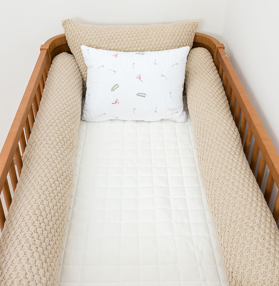 Kit Berço 5 Peças Colmeia Quadradinho com Bordado - Bege