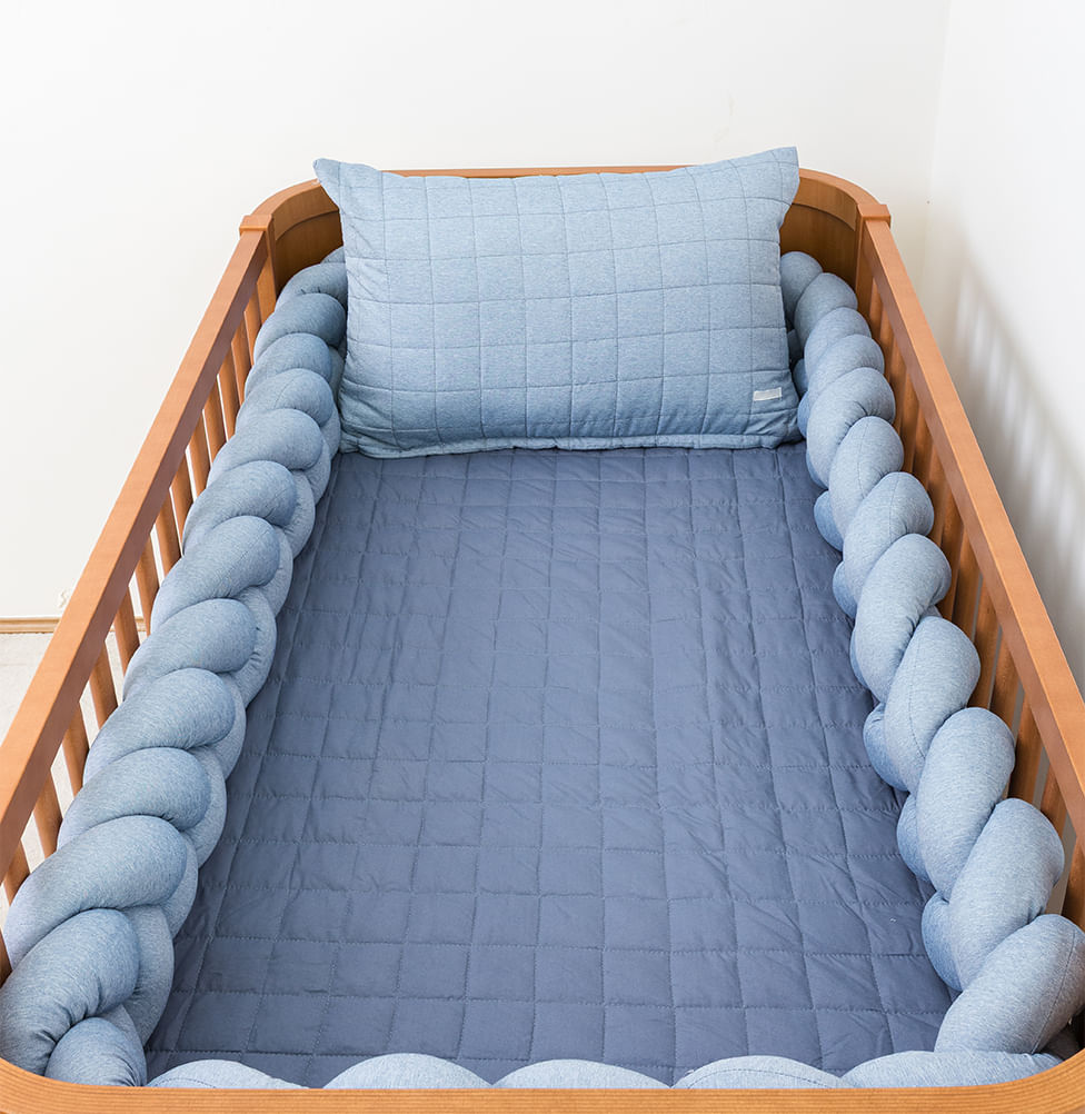 Kit Berço 5 Peças Quadradinho com Bordado Nuvem - Azul Jeans 