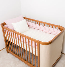 Kit Berço 5 Peças Quadradinho com Bordado Poá - Rosa Chá e Branco