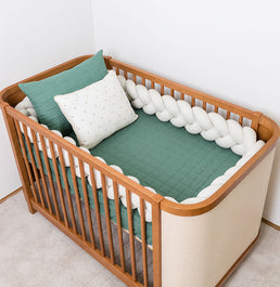 Kit Berço 5 Peças Quadradinho e Retangulo com Bordado Poá - Verde Seco 