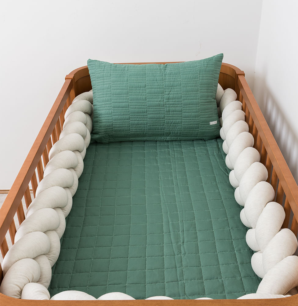 Kit Berço 5 Peças Quadradinho e Retangulo com Bordado Poá - Verde Seco 