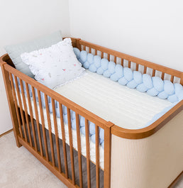 Kit Berço 5 Peças Quadradinho com Bordado Passarinho Poá Candy