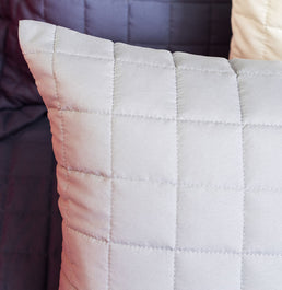 Capa de Almofada Quadradinho Cinza 60x40