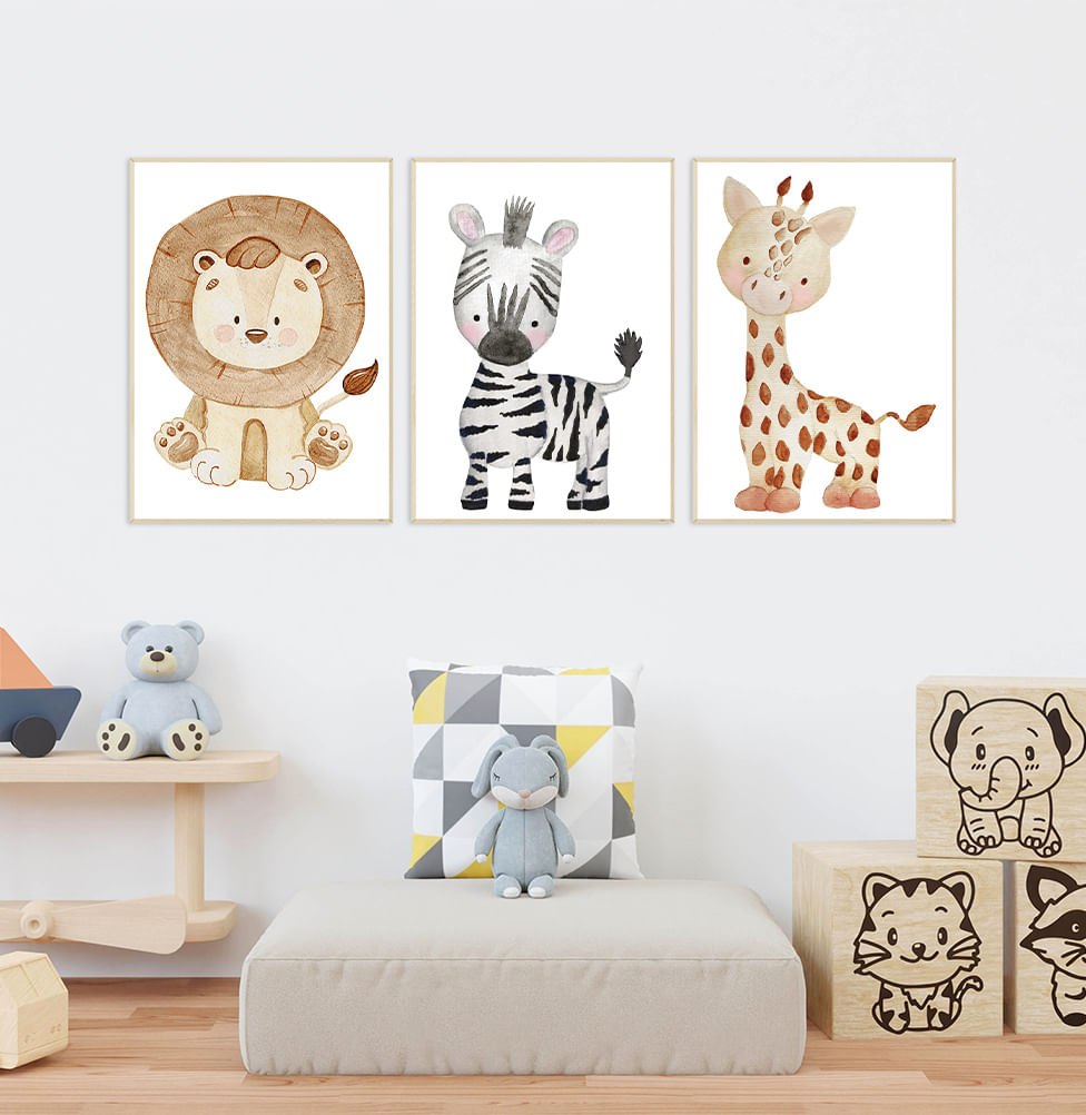 Conjunto com 3 Quadros Leão, Girafa e Zebra Color Moldura Filete Pinus - Vertical 