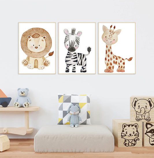 Conjunto com 3 Quadros Leão, Girafa e Zebra Color Moldura Filete Pinus - Vertical 