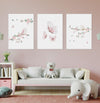 Conjunto com 3 Quadros Jardim Borboletas e Pássaros Rosa Moldura Filete Branca - Vertical