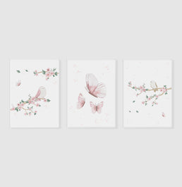 Conjunto com 3 Quadros Jardim Borboletas e Pássaros Rosa Moldura Filete Branca - Vertical