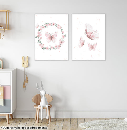 Conjunto com 2 Quadros Guirlanda com Borboleta e Coração Moldura Filete Branca