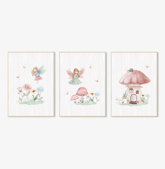 Conjunto com 3 Quadros Fada e Cogumelo Candy Moldura Filete Branca - Vertical
