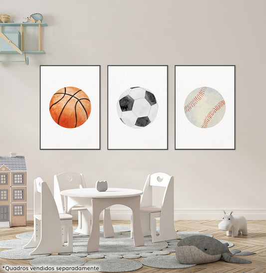 Conjunto com 3 Quadros Bolas Futebol, Tênis e Basquete Moldura Filete Preta