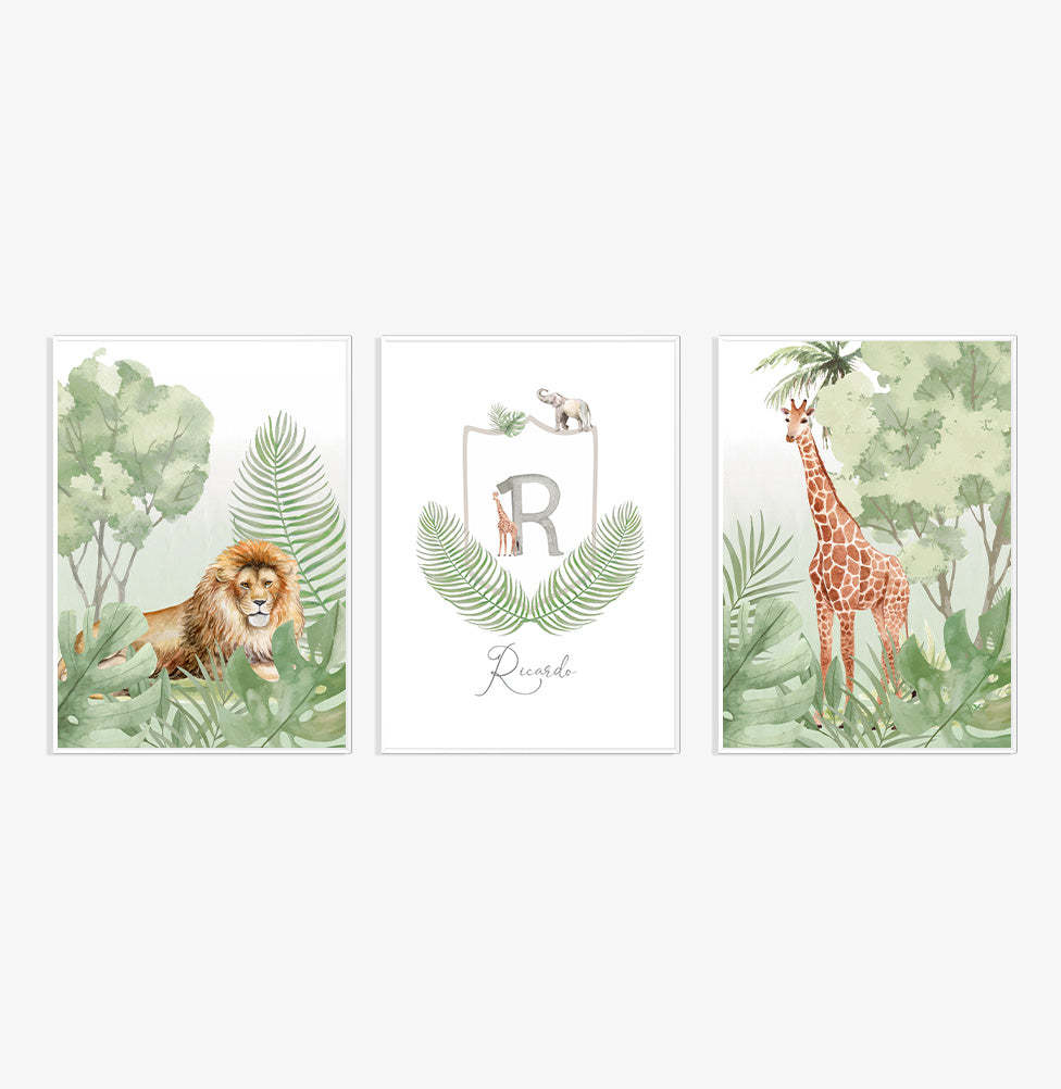 Conjunto com 3 Quadros Animais Safari com Inicial Verde Moldura Filete Pinus - Personalizada