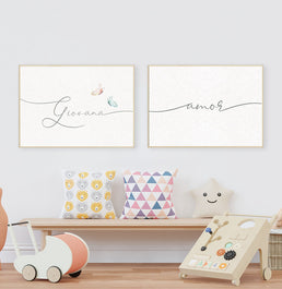Conjunto com 2 Quadros Amor e Nome Personalizado com Borboletas Candy Moldura Filete Pinus - Horizontal