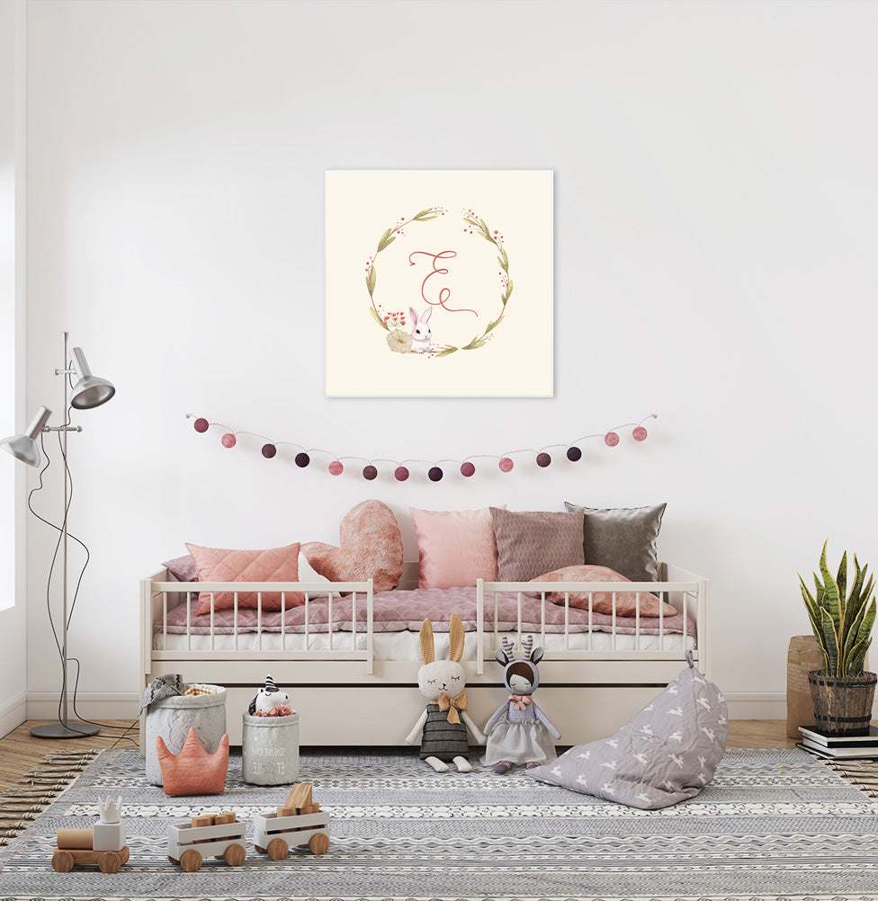 Quadro Infantil Guirlanda com Inicial Secrets Bege  - Personalizado