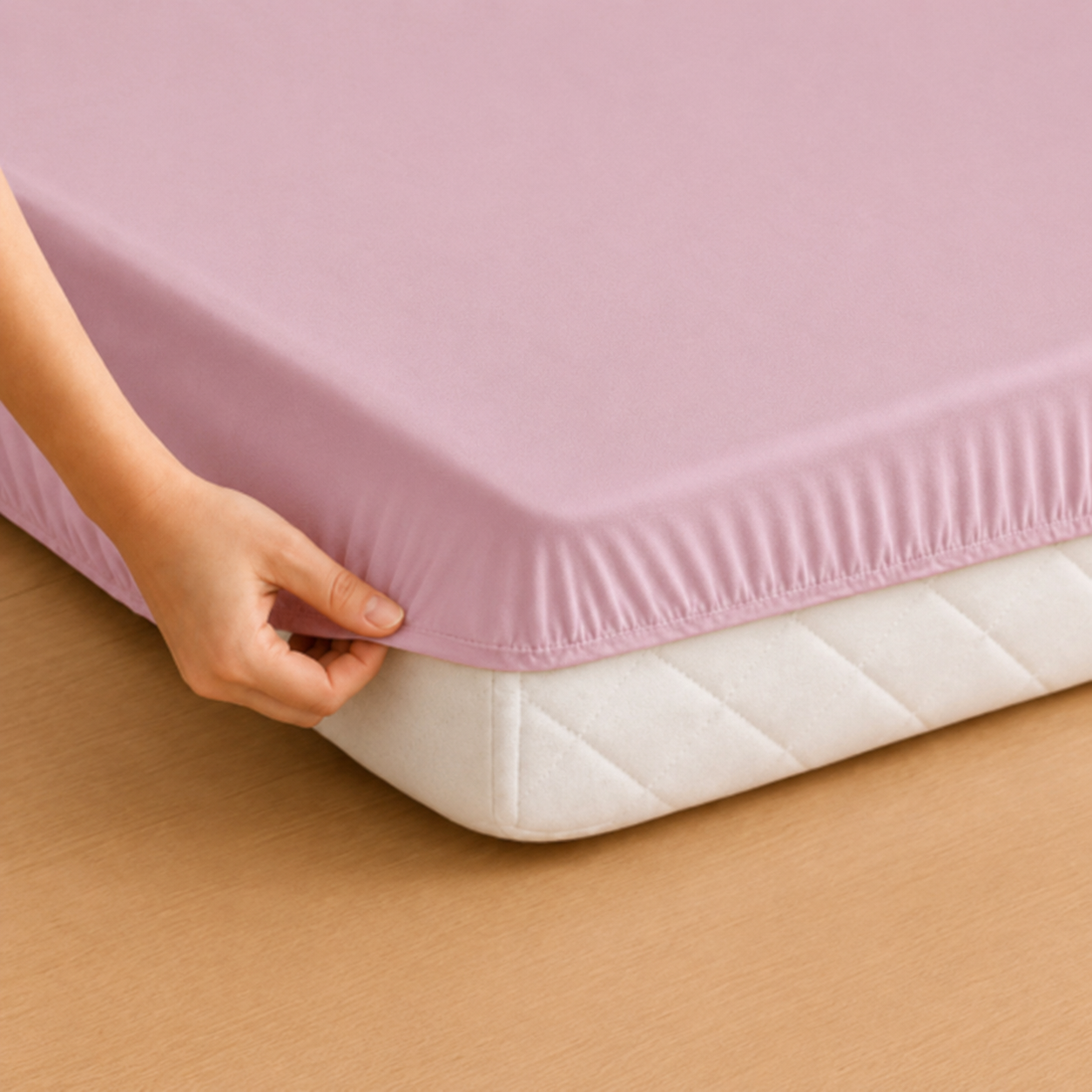 LENÇOL DE BERÇO BASIC COM ELÁSTICO ROSA NÚVEM