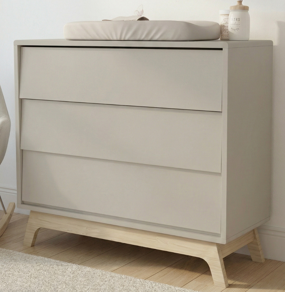 Cômoda de Bebê Raika 3 Gavetas Greige Com Pé Madeira Clara