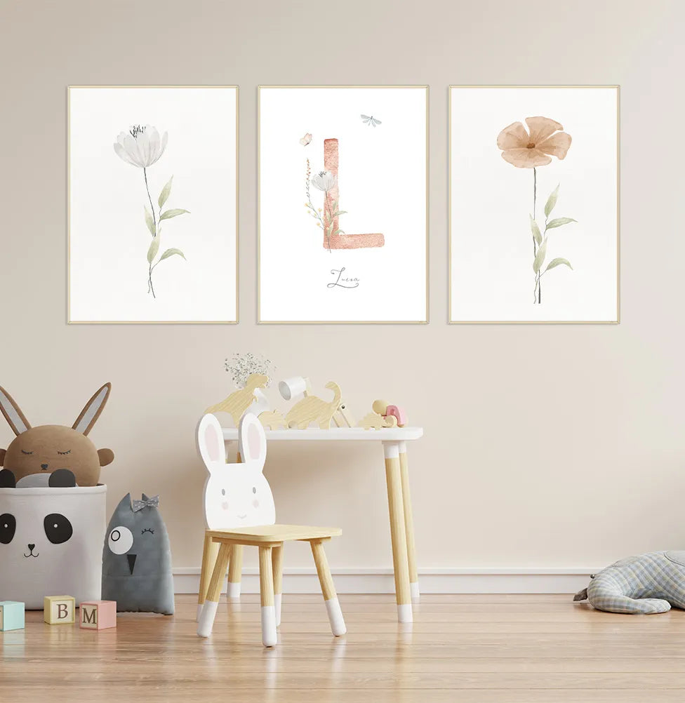 Conjunto com 3 quadros flores do outono com nome coral moldura filete pinus - personalizado